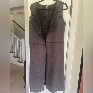 Taupe long open front vest/jacket